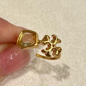 Tory Burch Authentic Roxanne Semiprecious Ring in light/clear stone and gold